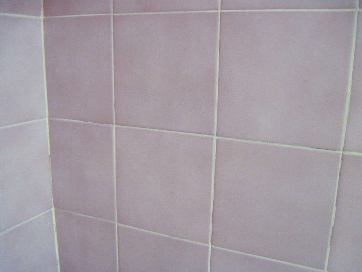 Grout cleaned with hydrogen peroxide.  Photo: Chaya Goodman Kurtz.