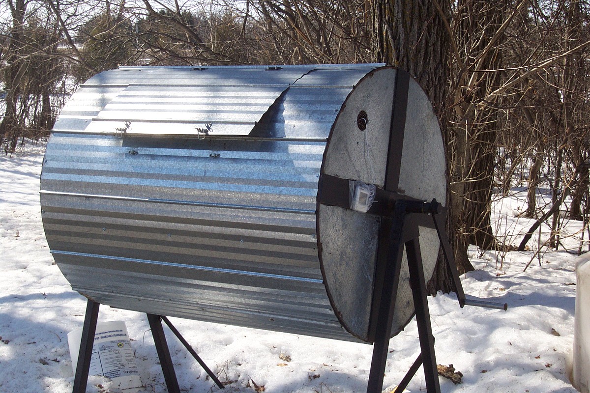 This is a rotating drum composter, which is recommended for home composting by the professors we interviewed. (Photo: suezoo/morguefile.com)