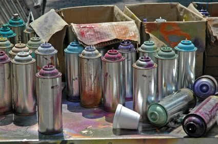 spray paint cans