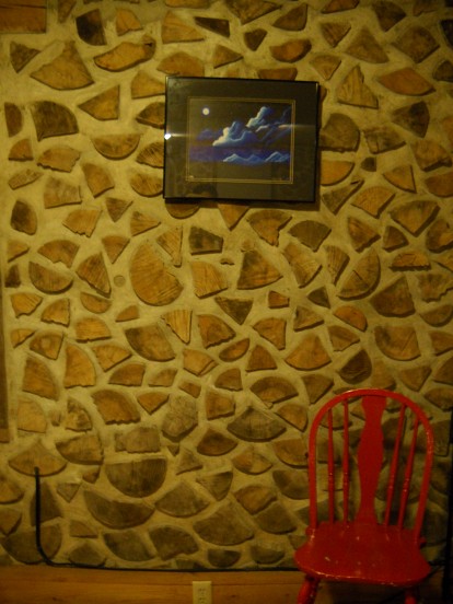 A cordwood and mortar wall.  Photo: Cris Carl.