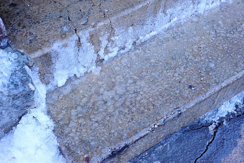 Icy front steps by Nate Grigg/flickr 