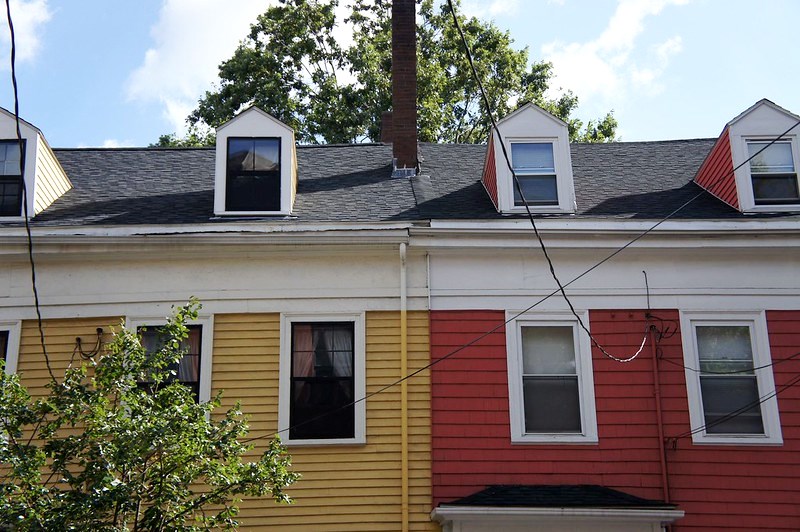 Colorful siding  Lucy Orloski / flickr 