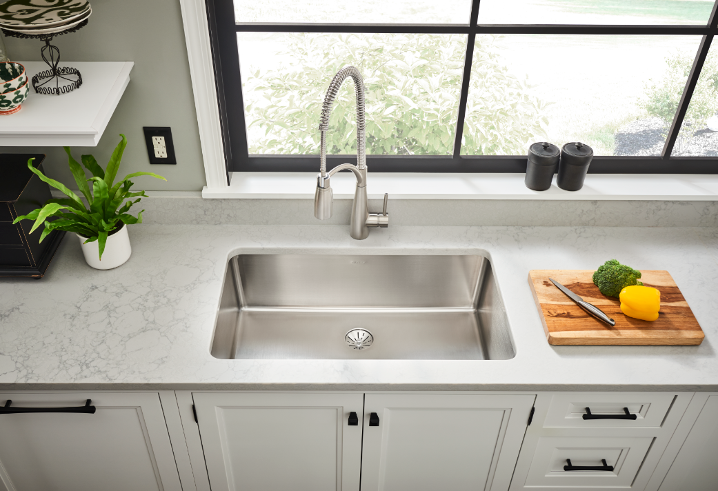 Iconix single bowl sink/Courtesy of Elkay (white)