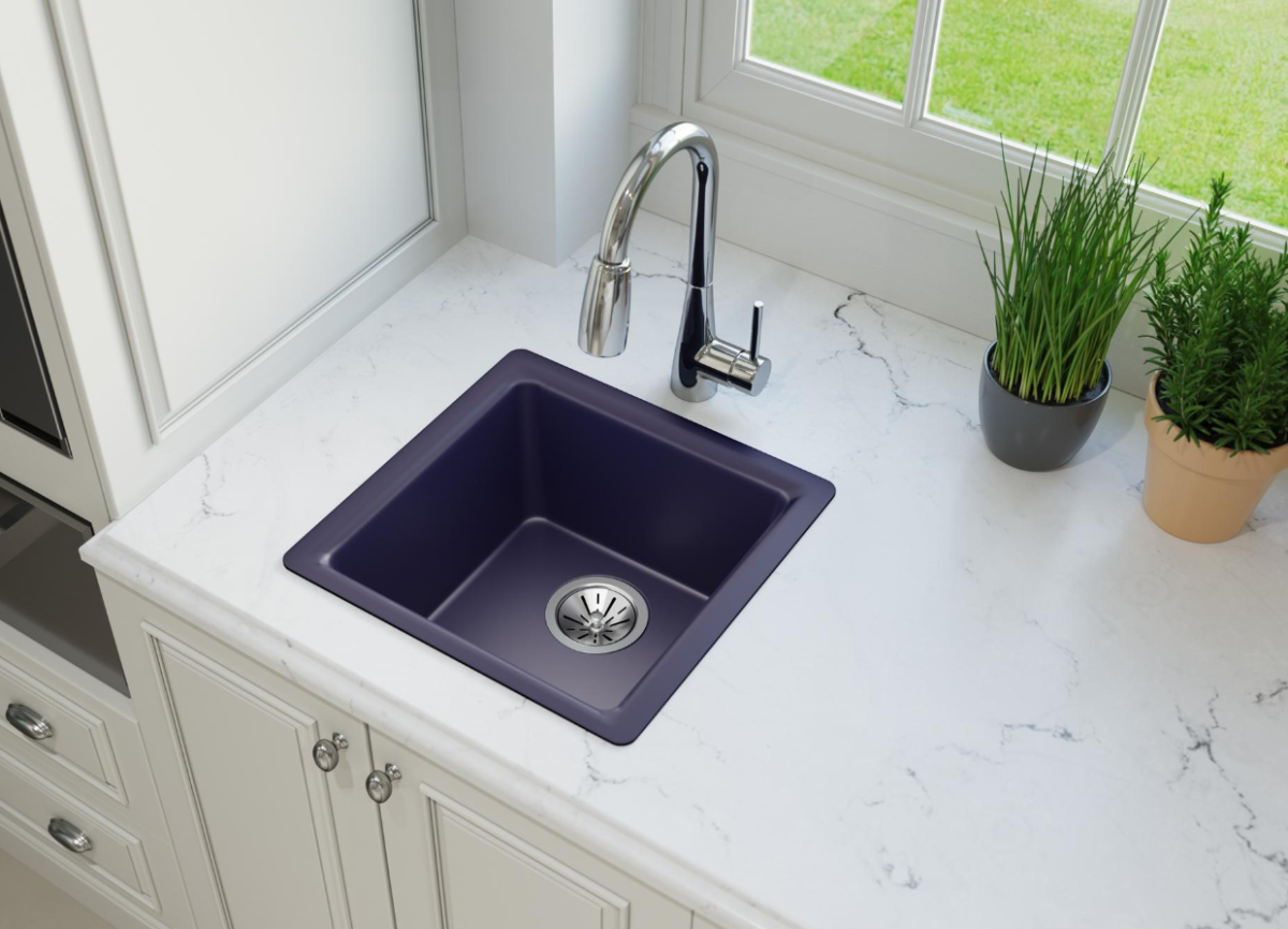 The Disadvantages of an Offset Kitchen Sink Drain