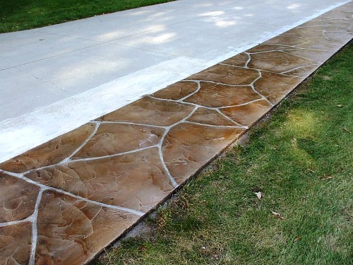 Resurfaced driveway  Decorative Concrete Kingdom / flickr   