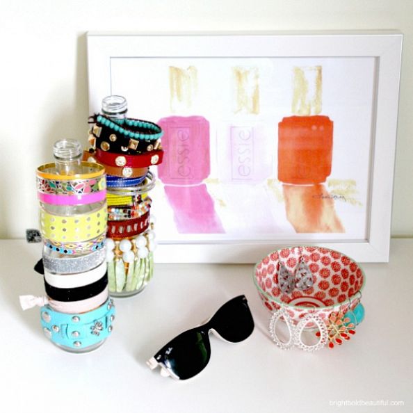 Old bottles turned bracelet holders by Laura Trevey at Hometalk.