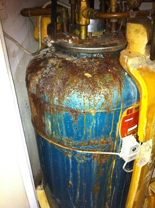 Water heater needs replacement / secretlondon123 / flickr   