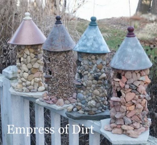 Stone birdhouses by Melissa @ Empress of Dirt via Hometalk.com.