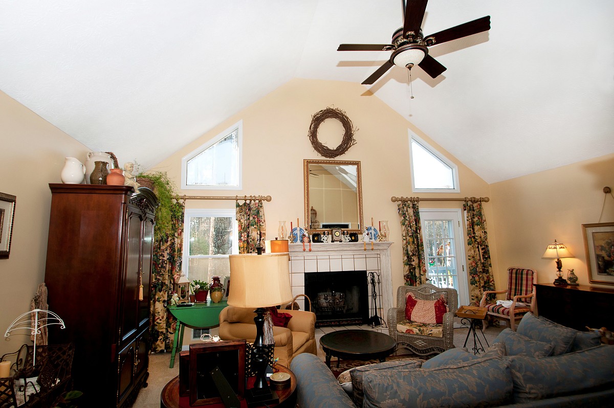 Freshly painted living room 